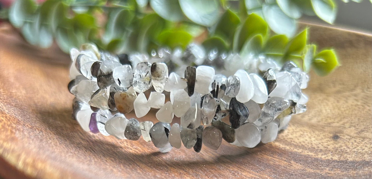 Black and White Quartz Bracelet