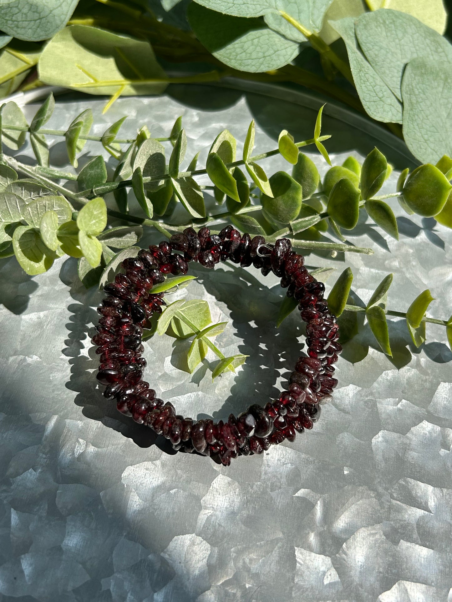 Garnet Chips Bracelet